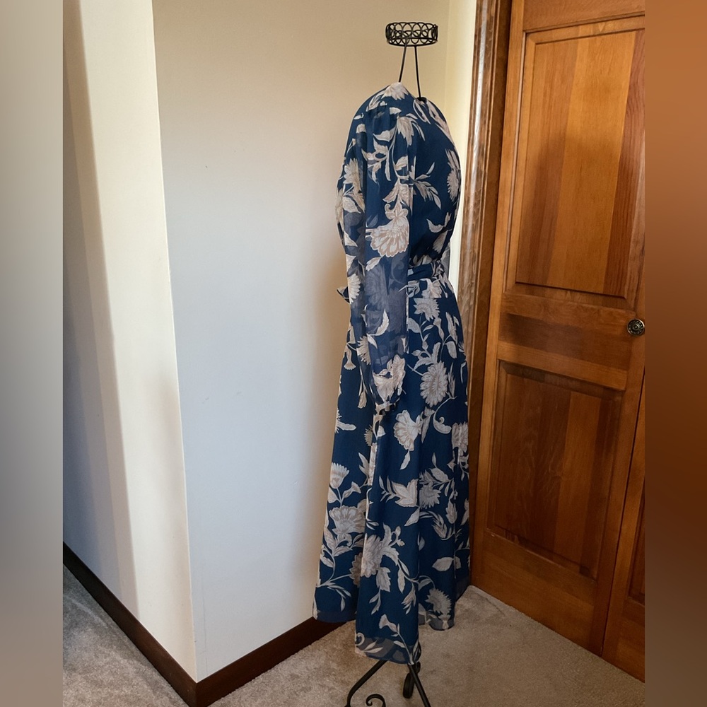 Ann Taylor Floral Midi Dress Size 6 NWT Classic Career Feminine - Picture 3 of 10
